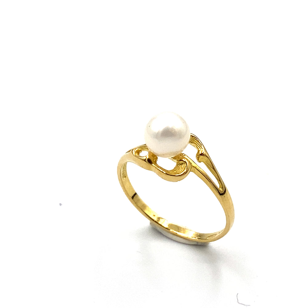 anello in oro giallo  con perla siciliano  gioielli 