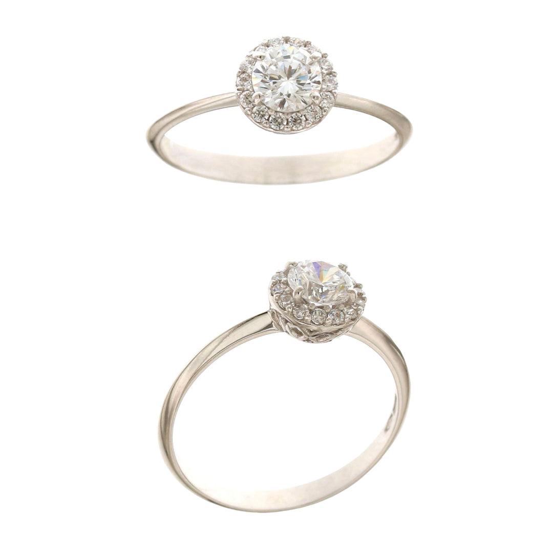 Yellow gold solitaire ring