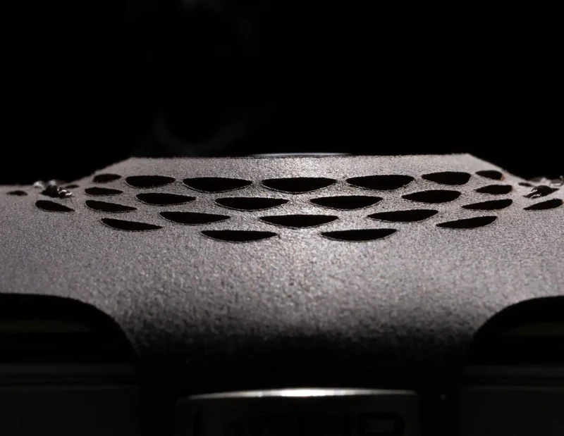 Portafoglio I-CLIP Original Silver per Apple AirTag Nero