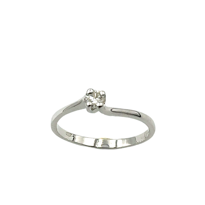 Miluna Solitaire Ring in White Gold