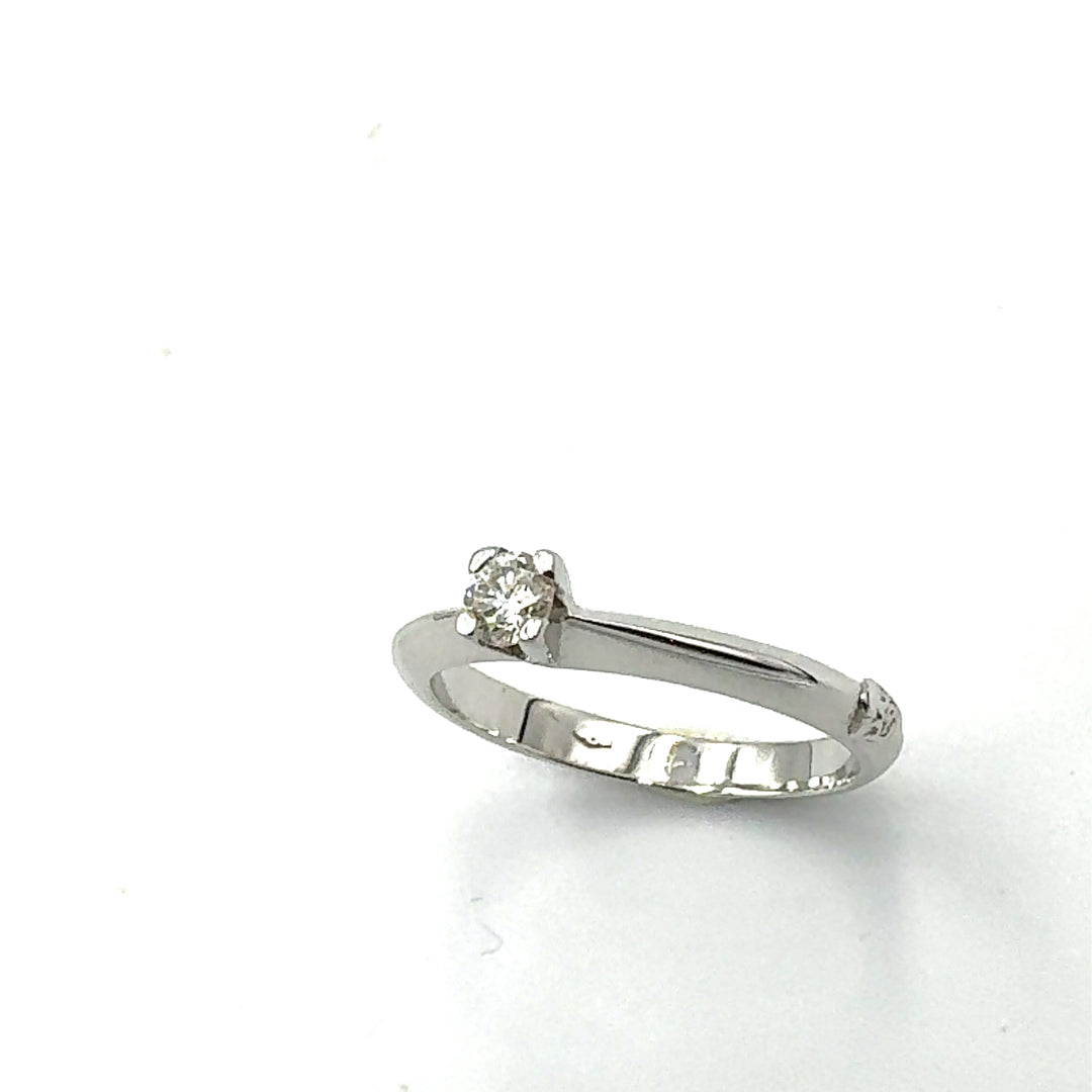 Miluna Solitaire Ring in White Gold