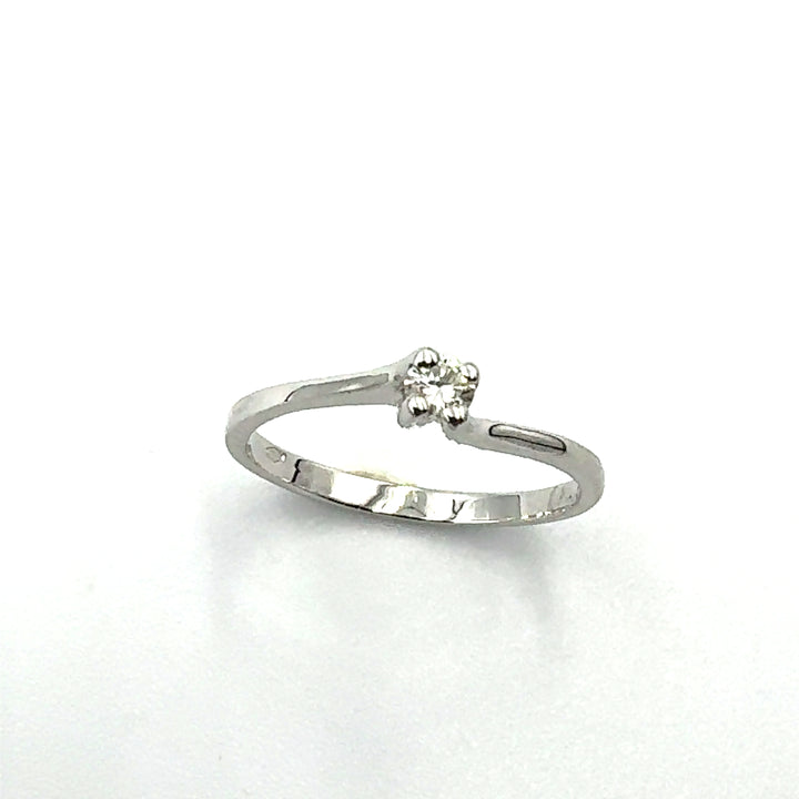 Miluna Solitaire Ring in White Gold