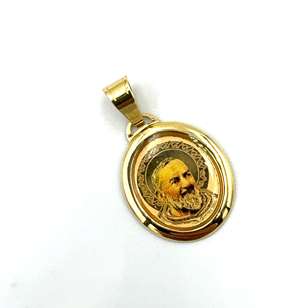 Saint Pio pendant