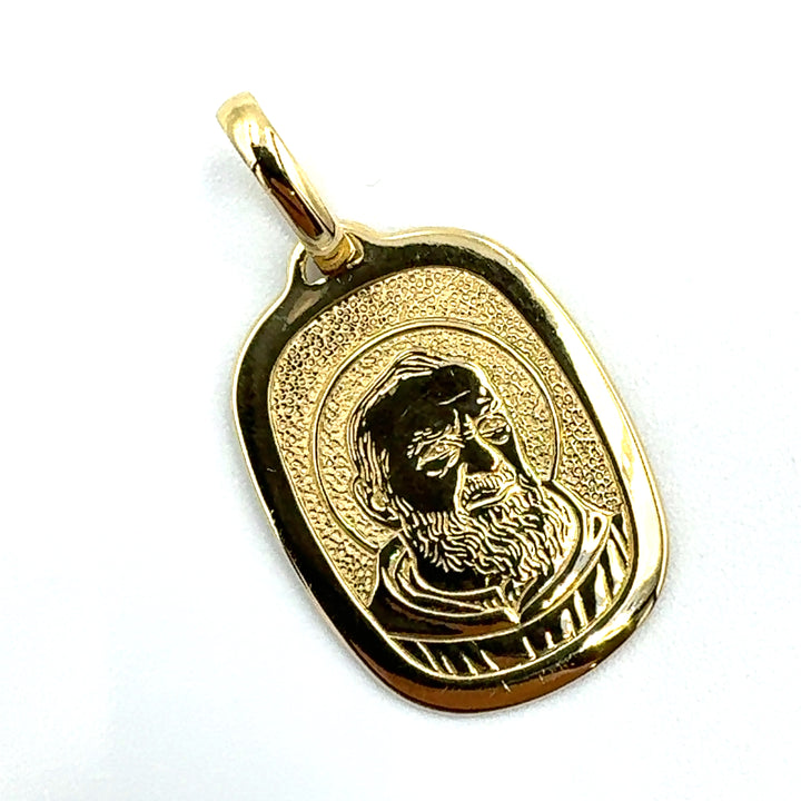 Saint Pio pendant