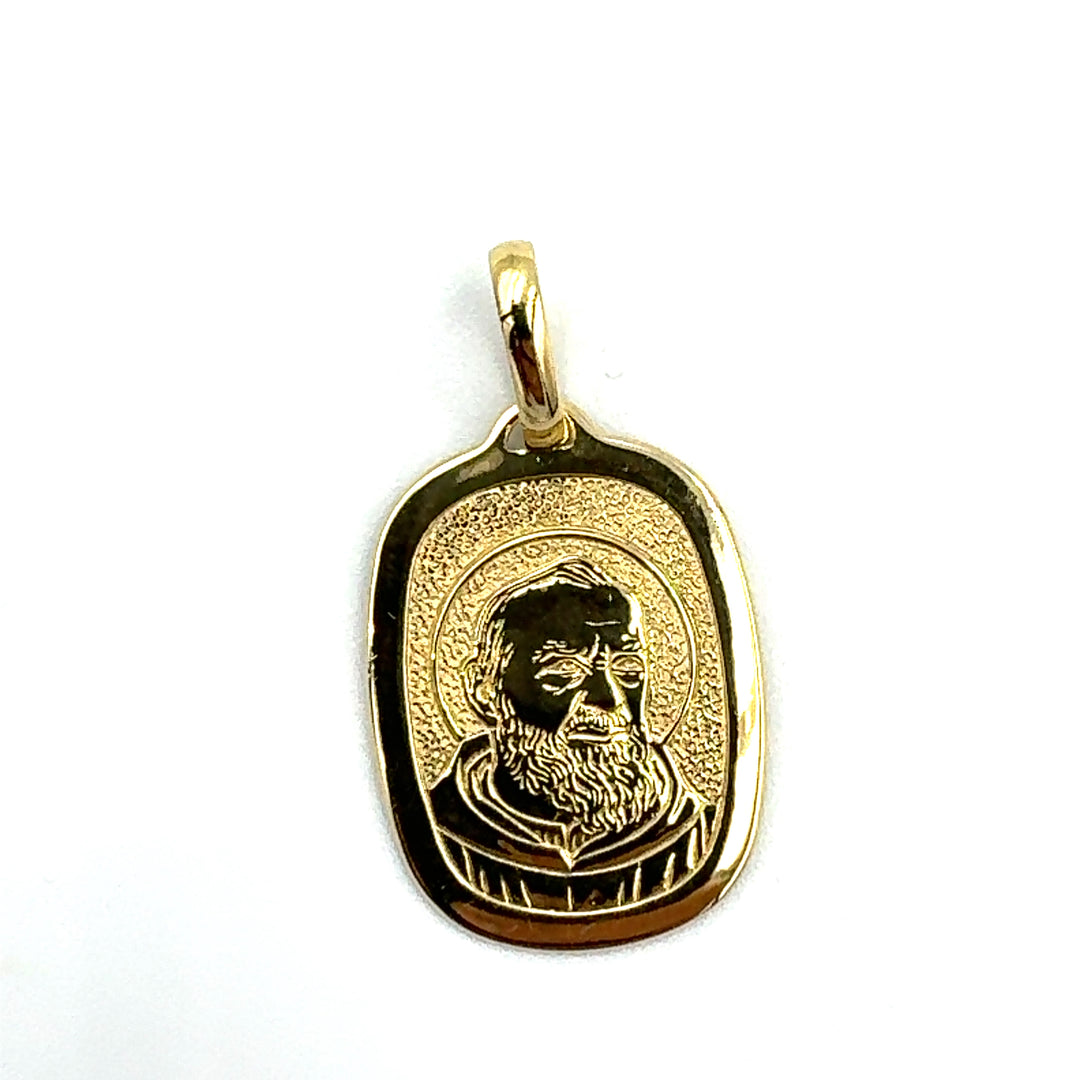 Saint Pio pendant