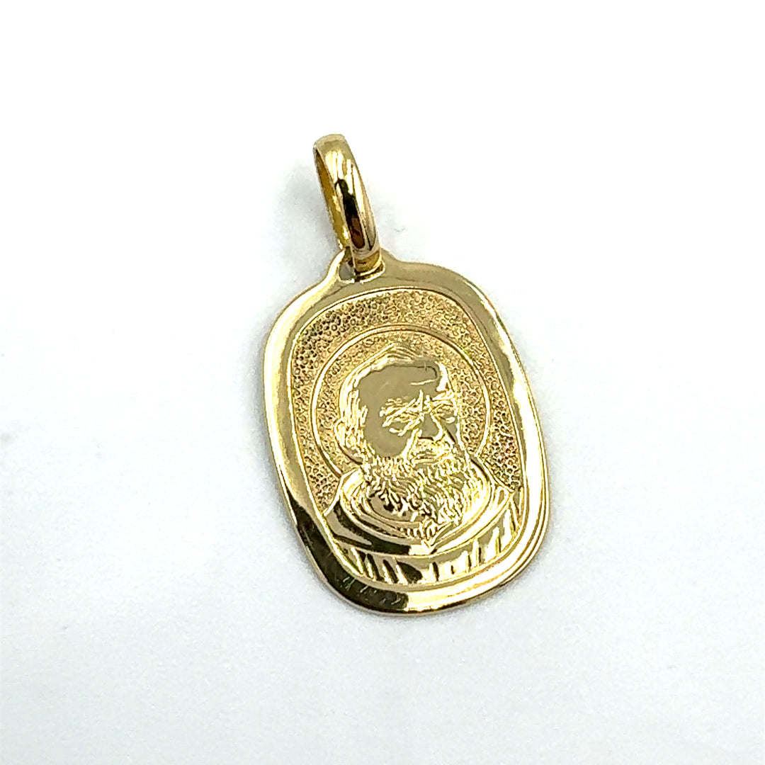 Saint Pio pendant