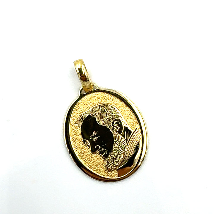 Saint Pio pendant