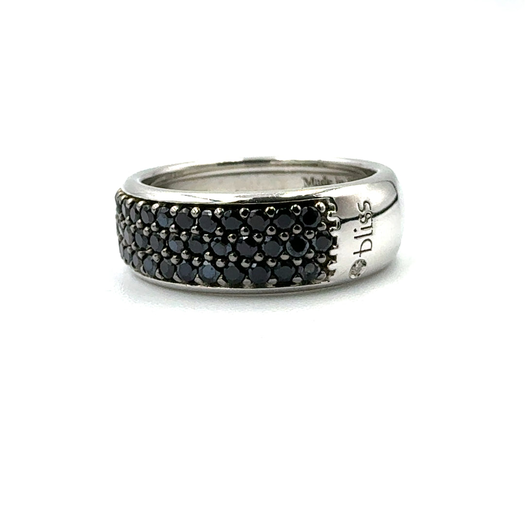 Bliss band ring