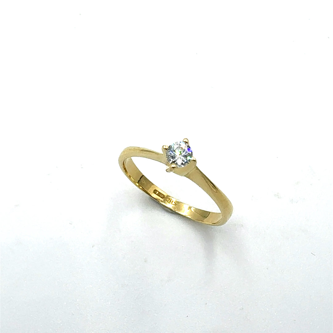 Solitaire Ring with Zircon