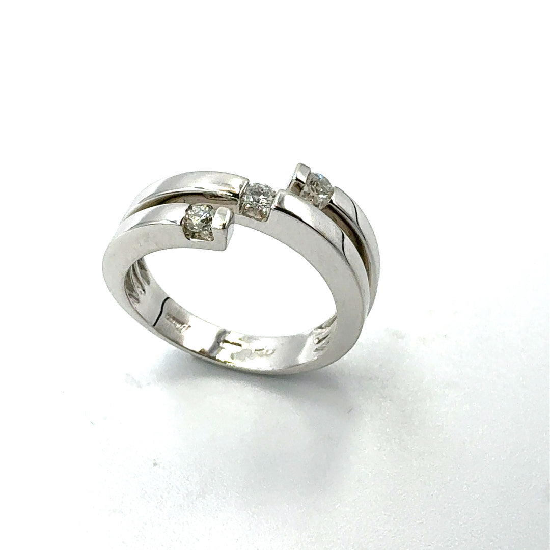 Miluna trilogy ring