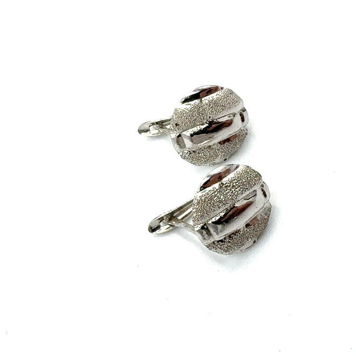 Earrings in White Gold