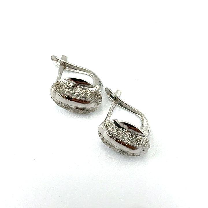 Earrings in White Gold