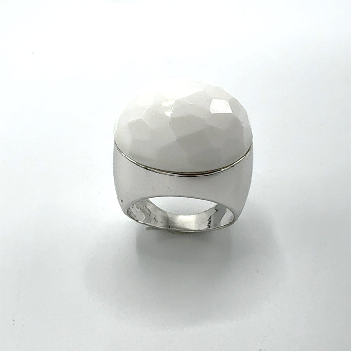 Ring with White Agate