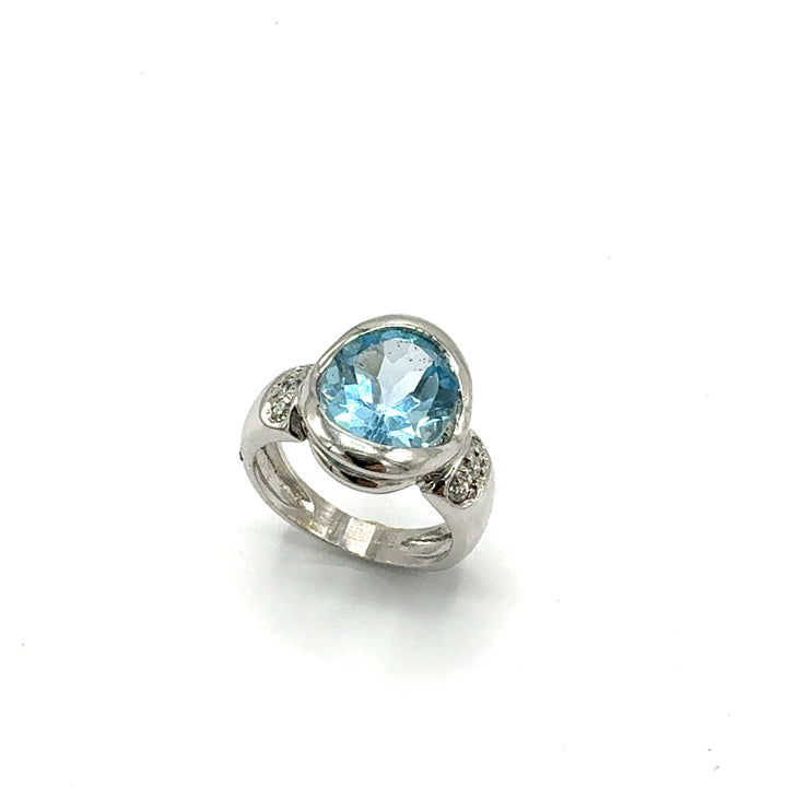 Anello  Topazio Azzurro