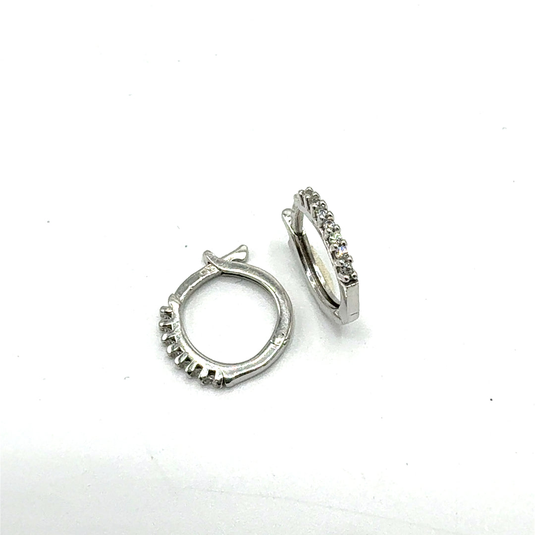 Orecchini Cerchio con Zirconi Oro Bianco
