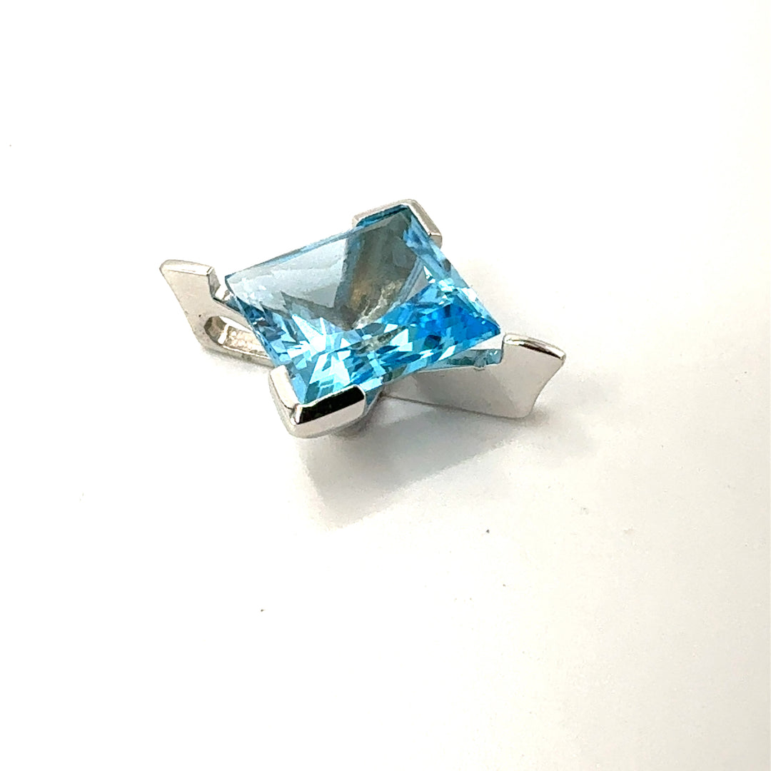 Ciondolo con Topazio Azzurro Oro Bianco