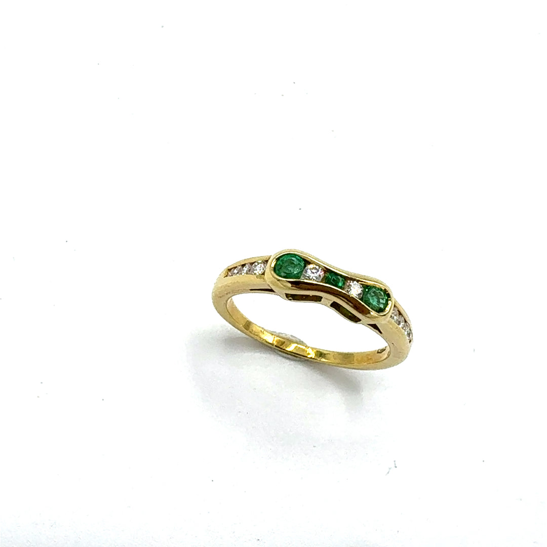 Anello Veretta Smeraldi  Oro Giallo