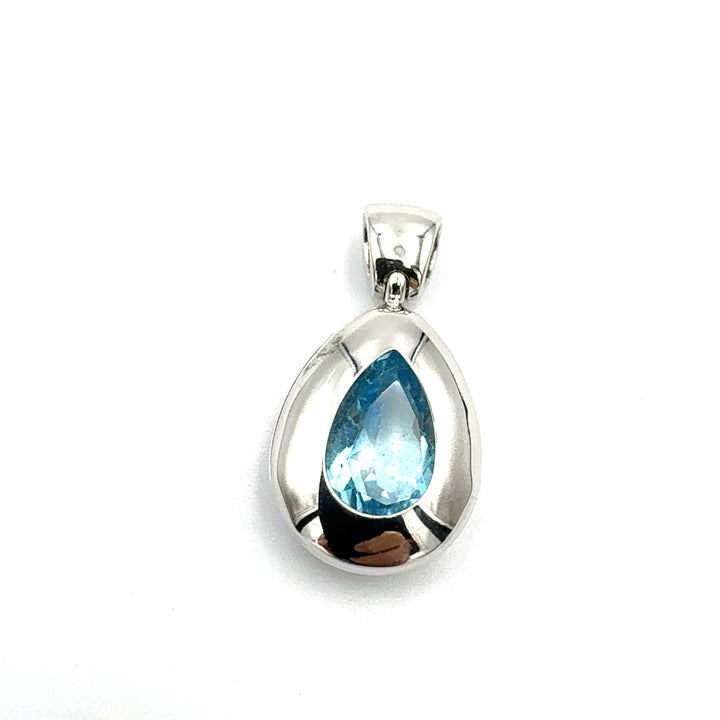 Yellow Gold Tourmaline Pendant