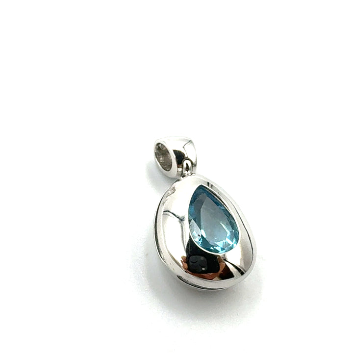 Yellow Gold Tourmaline Pendant