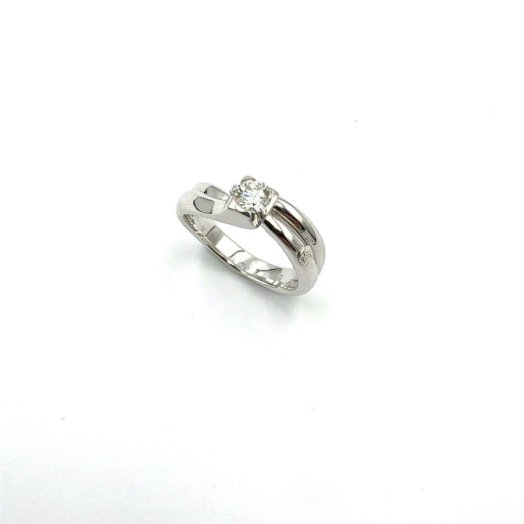 Miluna Solitaire Ring in White Gold