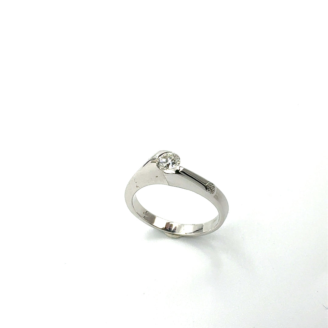 Anello Solitario  Oro Bianco