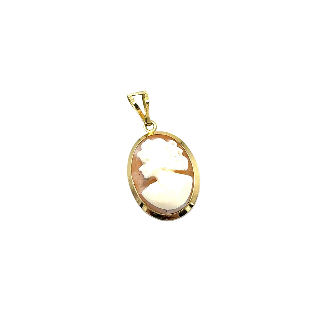 14 mm Yellow Gold Cameo Pendant