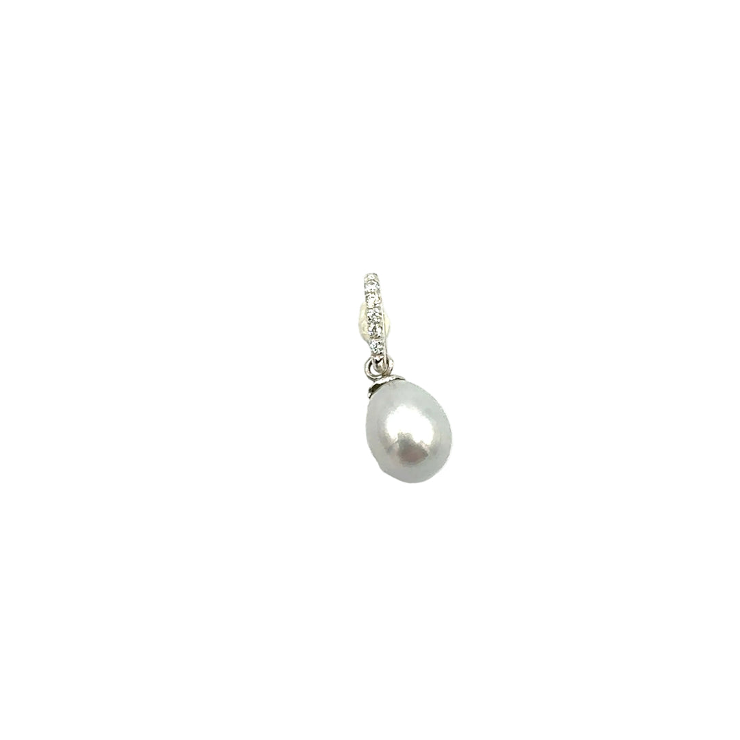 White Gold Pearl Pendant