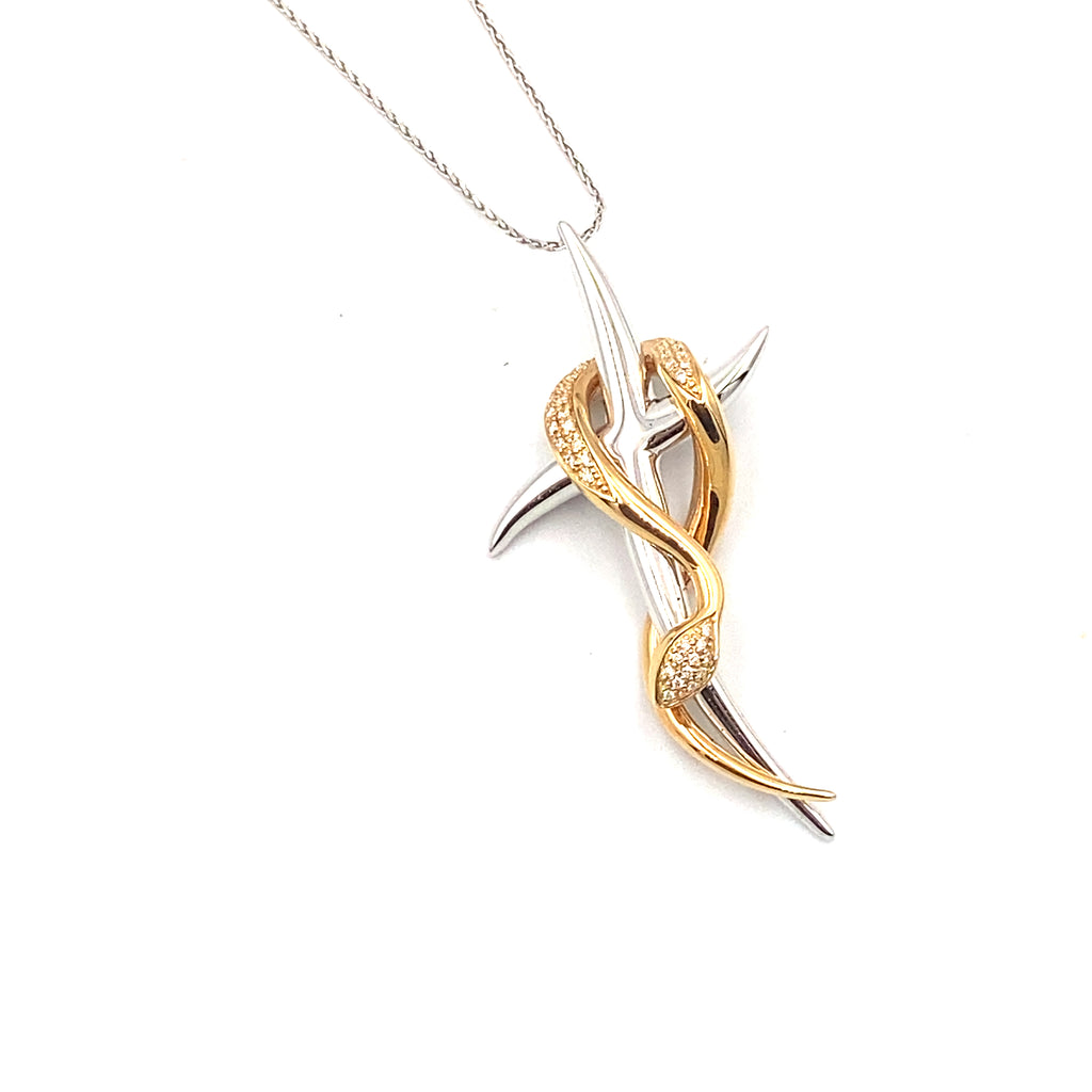 Ciondolo Collana Forma Croce moderna In Oro Giallo e Bianco 18 kt Ciondolo Collana Forma Croce moderna In Oro Giallo e Bianco 18 kt