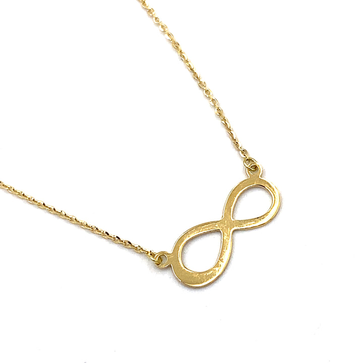 Infinity Chain Necklace in Yellow Gold