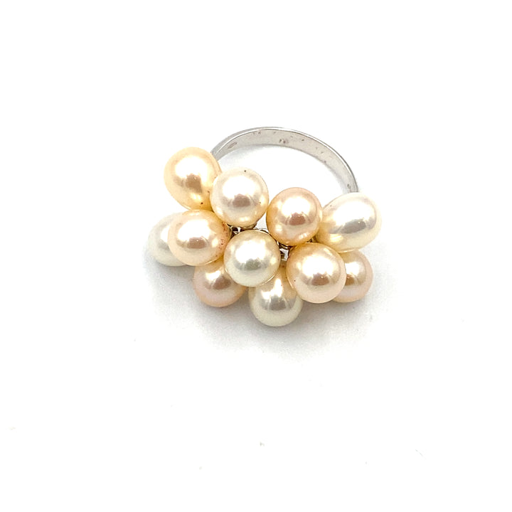Ring with Colored Mobile Pearls