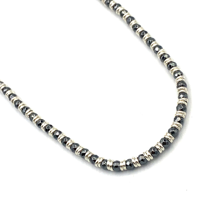 Spadarella necklace