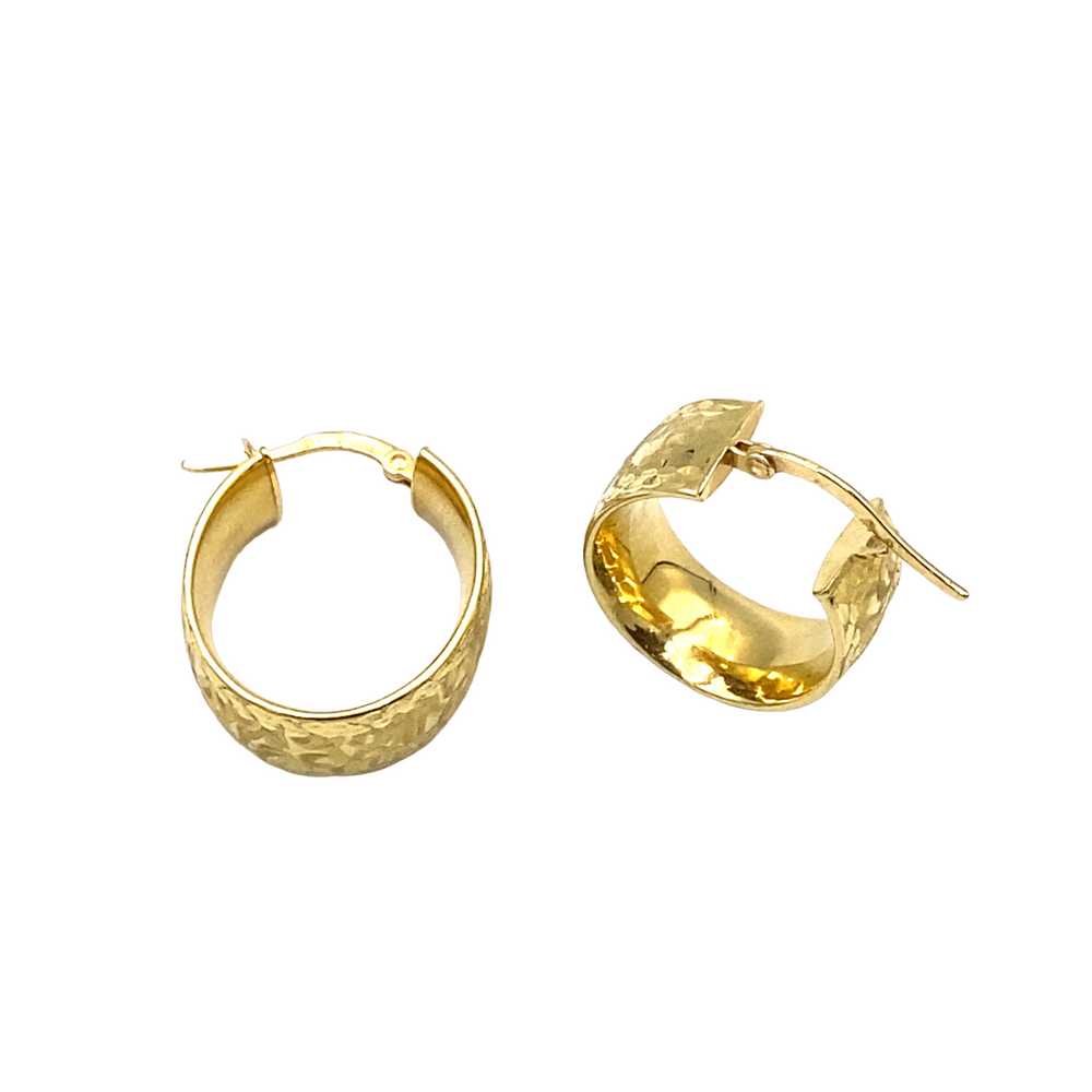 orecchini in oro giallo a cerchio  a fascia larga siciliano gioielli 