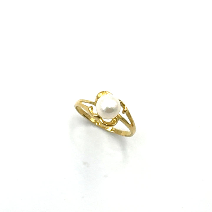 Yellow Gold Pearl Ring