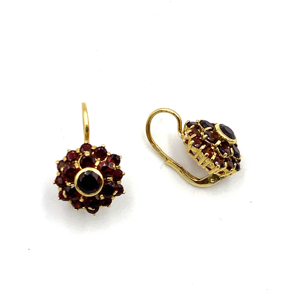 orecchini in oro con granato a forma di  fiore siciliano gioielli 