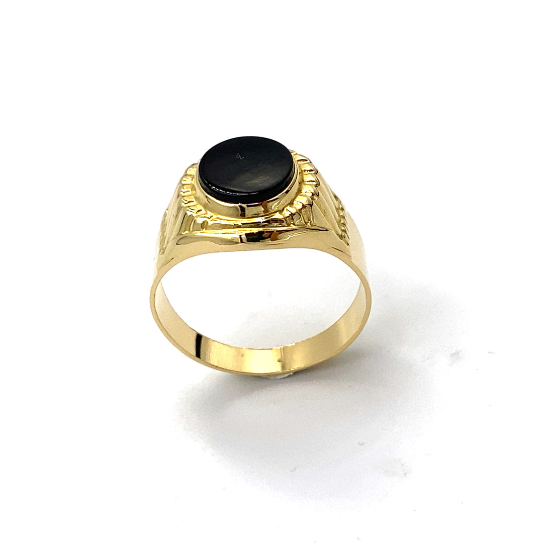 anello  oro giallo  con onice nero  siciliano gioielli 