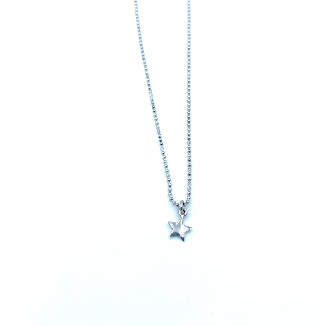 Rue des mille necklace 