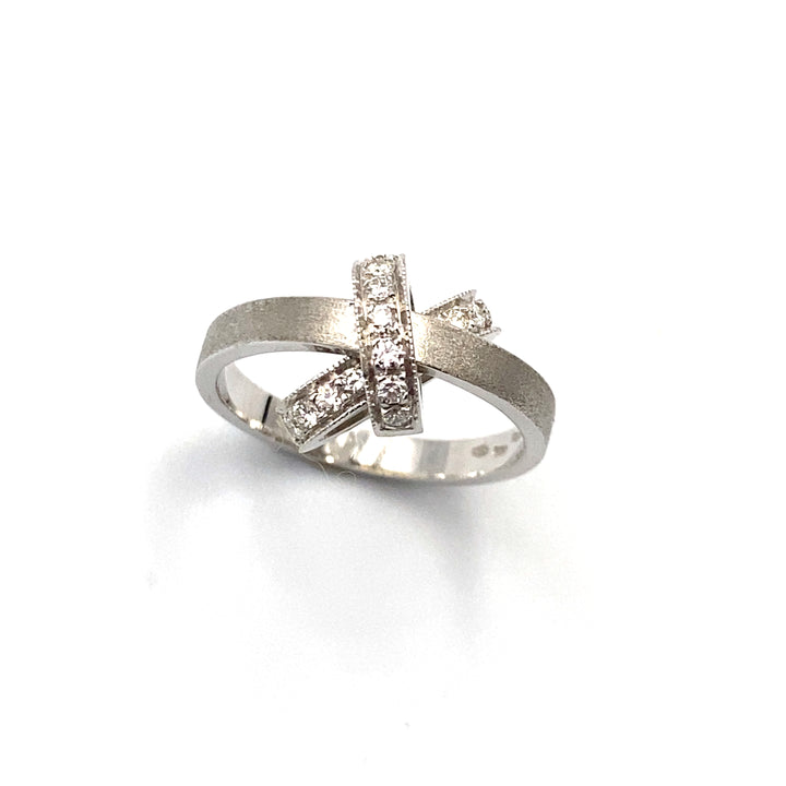 anello alfieri & St John oro bianco e diamanti - siciliano gioielli
