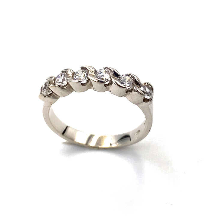 Veretta ring