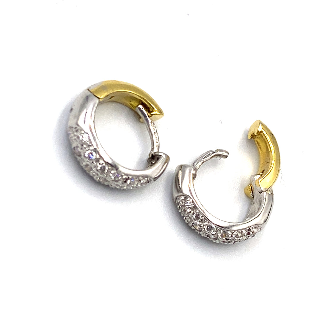 orecchini oro bicolore a cerchio con zirconi bianchi  siciliano gioielli 
