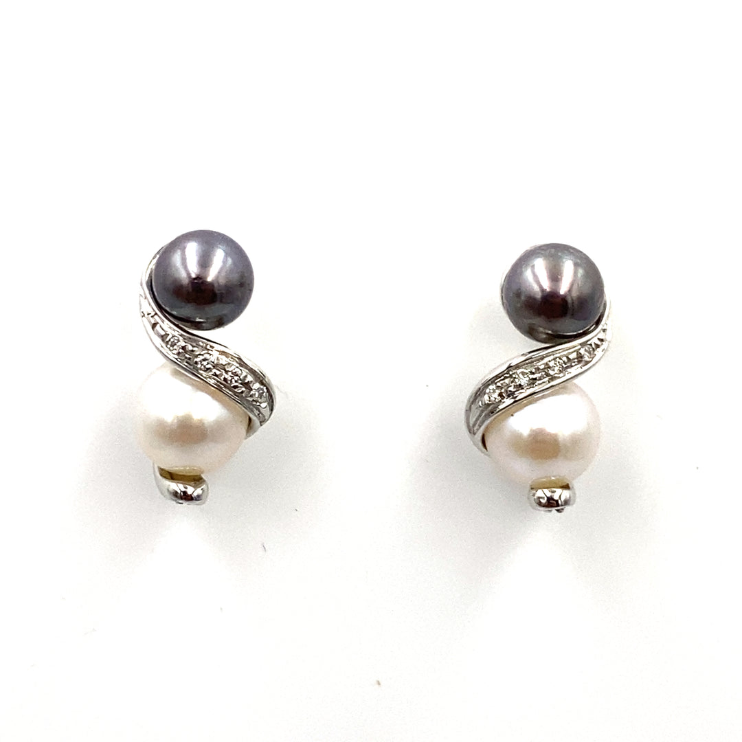 orecchini miluna oro bianco  diamanti perle bianche e perle nere caben - siciliano  gioielli 