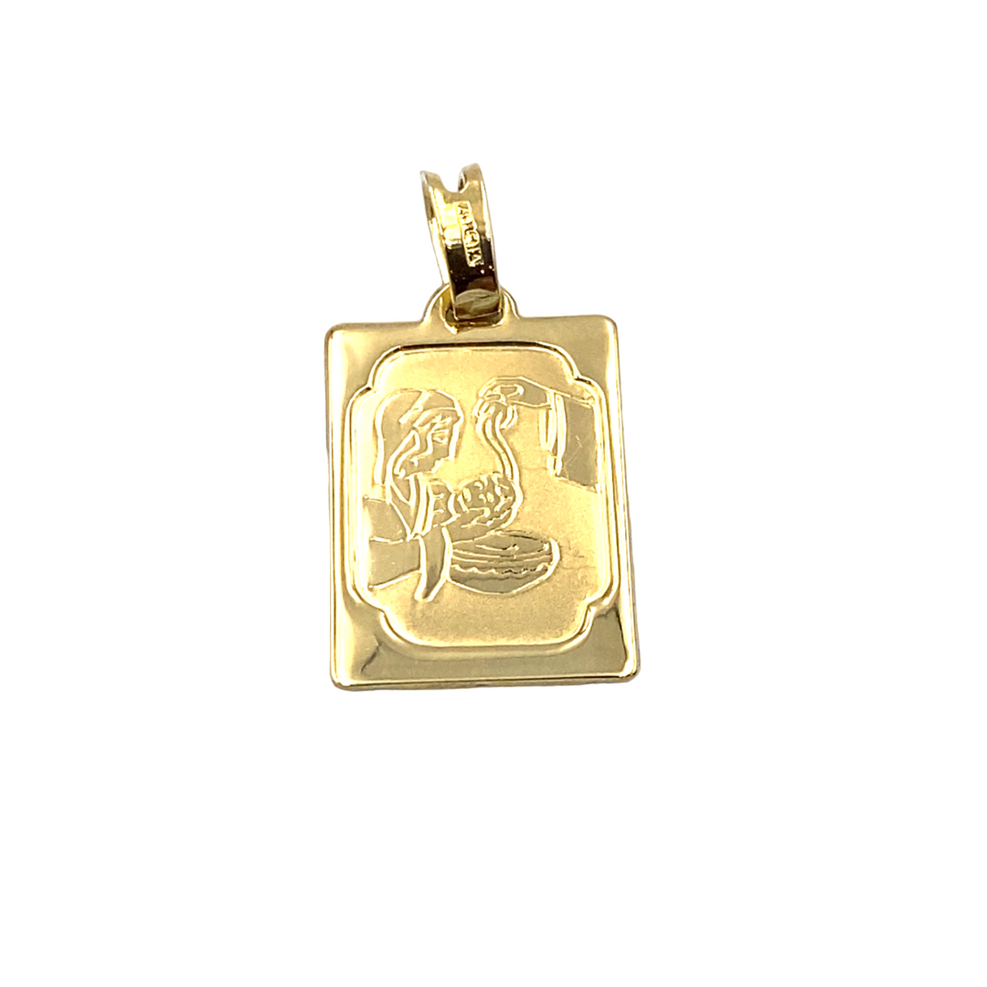 medaglia pendente fonte battesimale in oro giallo siciliano gioielli