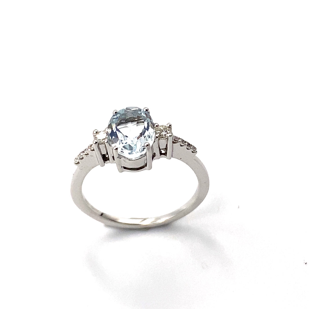 Clesi Aquamarine Ring in White Gold