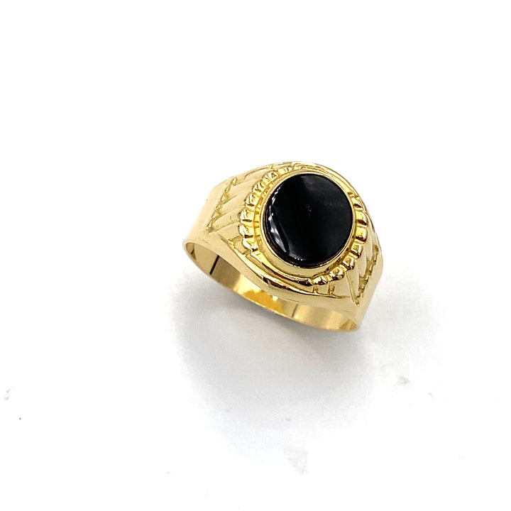 anello oro giallo con onice nero siciliano gioielli