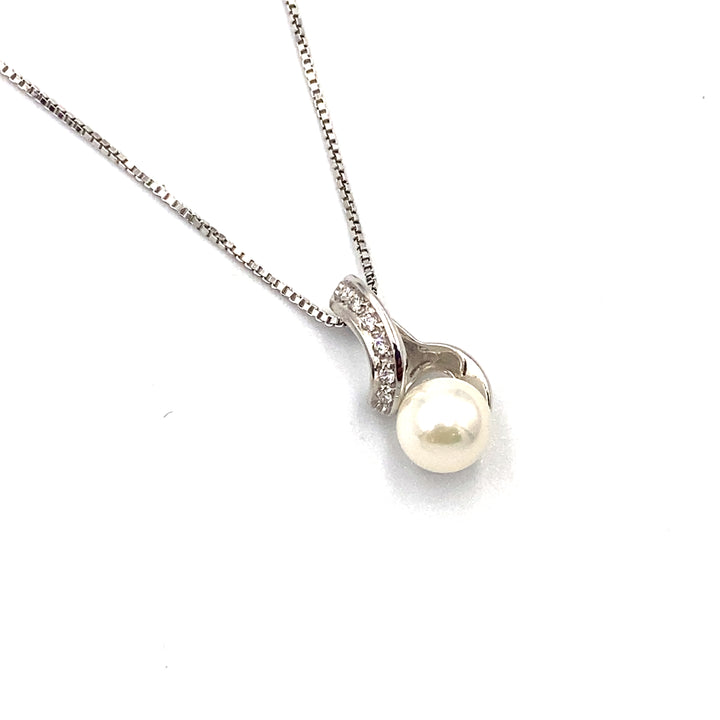 White Gold Necklace with Pearl