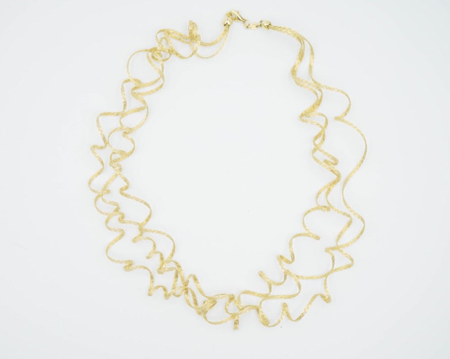 Waves Necklace in Yellow Gold