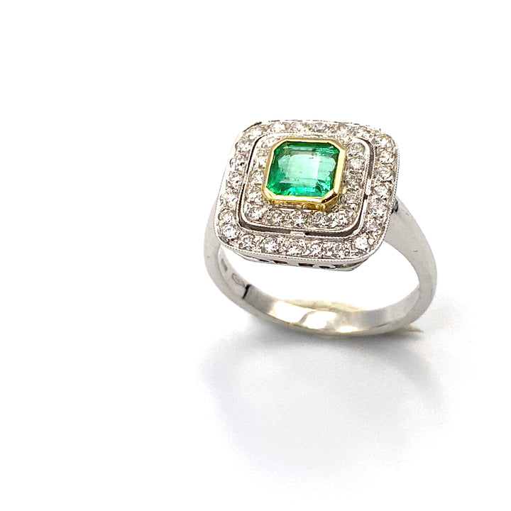 Square Ring with Emerald