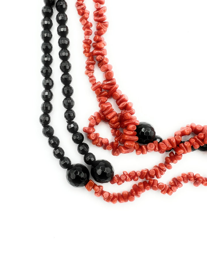 Rajola Primula Onyx Coral Necklace